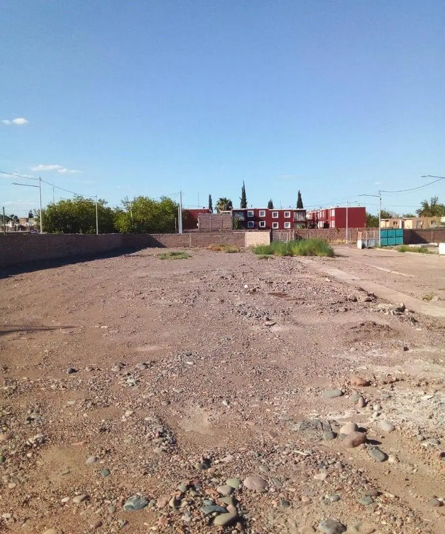LOTE UBICADO EN EL DISTRITO DE LAS CAÑAS 260 m2 2