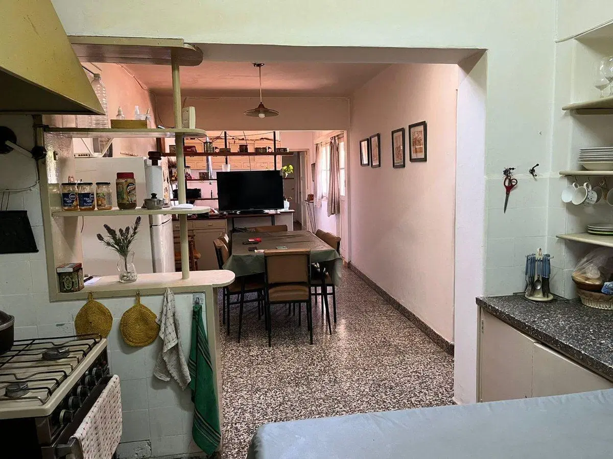 VENTA CASAS 3 DORMITORIOS COCHERA DOBLE DORREGO 2