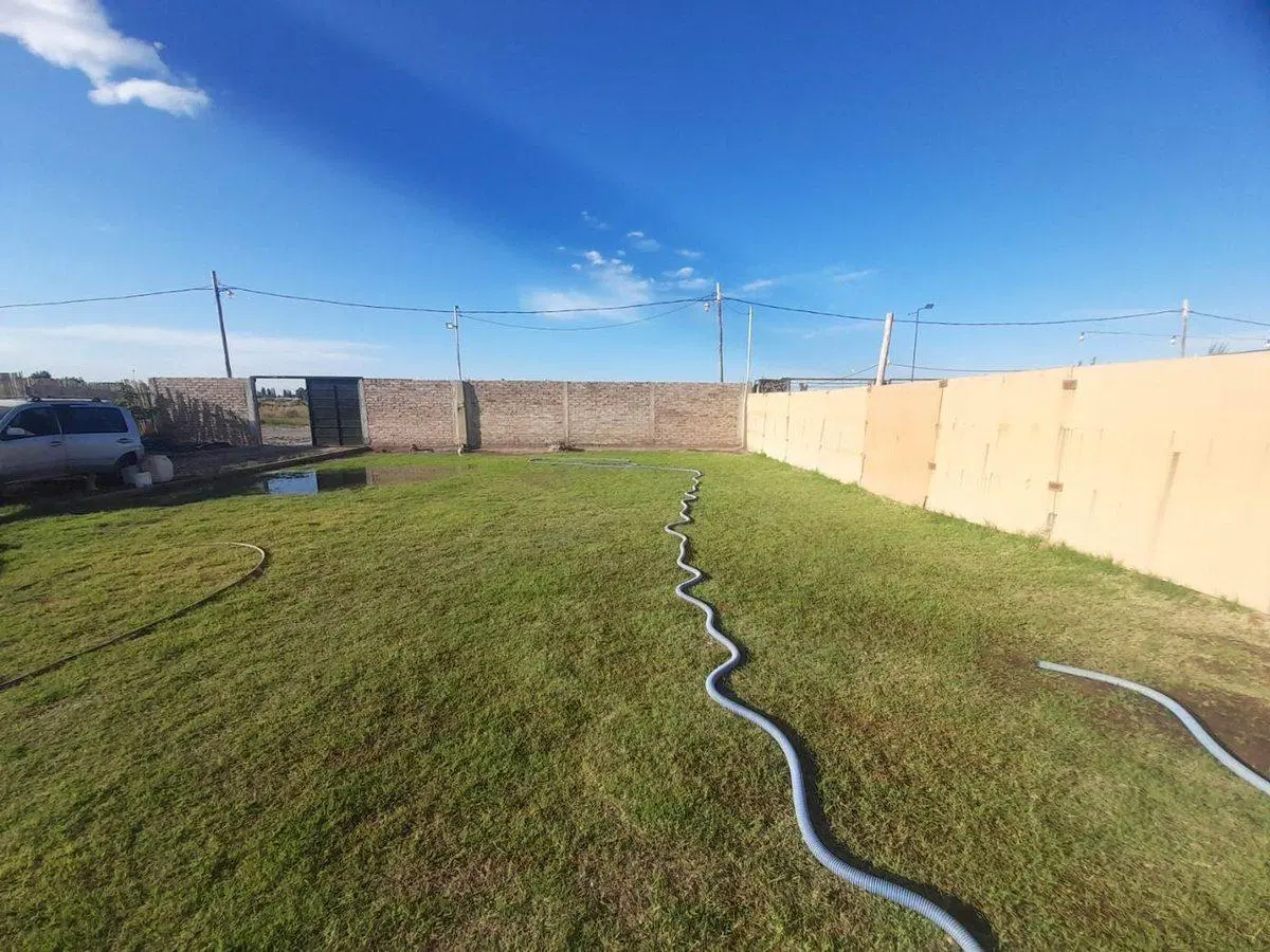 VENTA QUINCHO CON PILETA COLONIA SEGOVIA 3