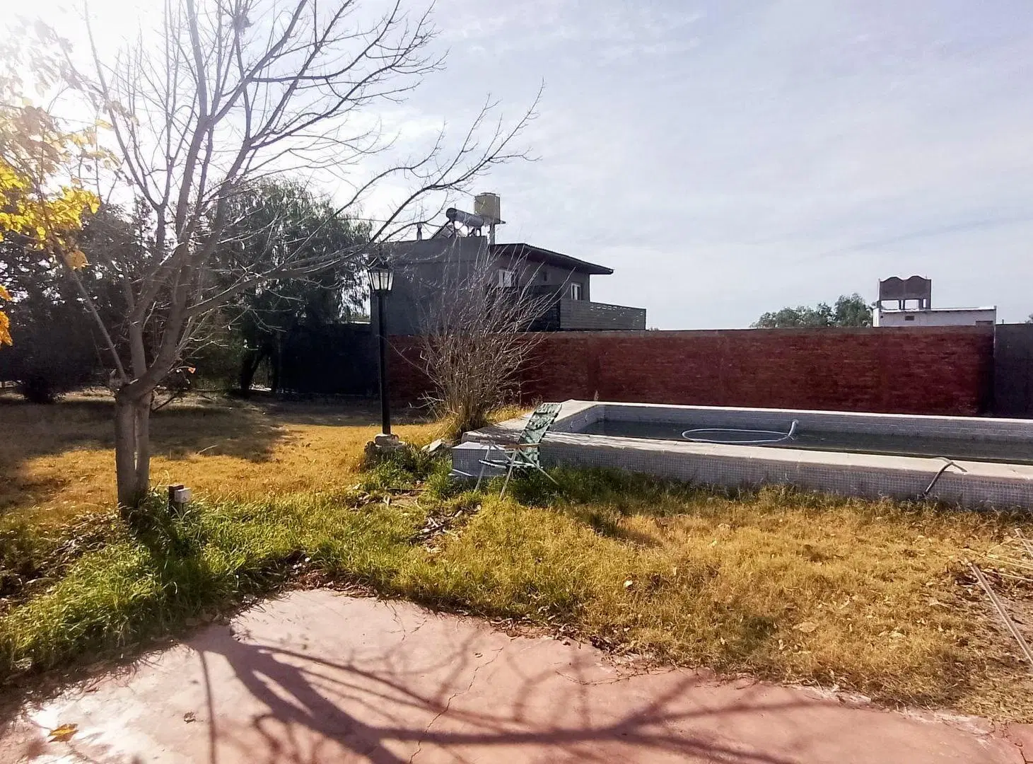 VENTA DE CASA CON PILETA CHACRAS DE CORIA 3