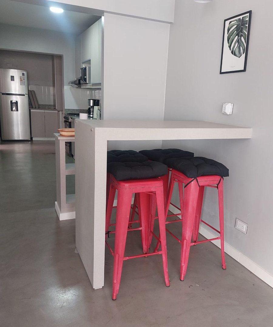 Foto de DEPARTAMENTO EN ALQUILER PERMANENTE AMOBLADO, imagen 1