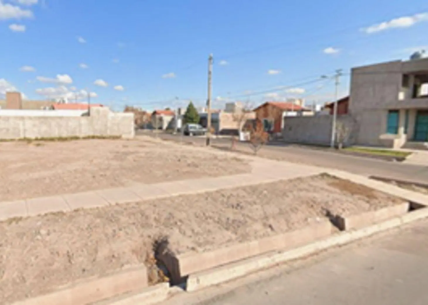 Lote Esquina en Venta Barrio Natania 47 Maipú 5