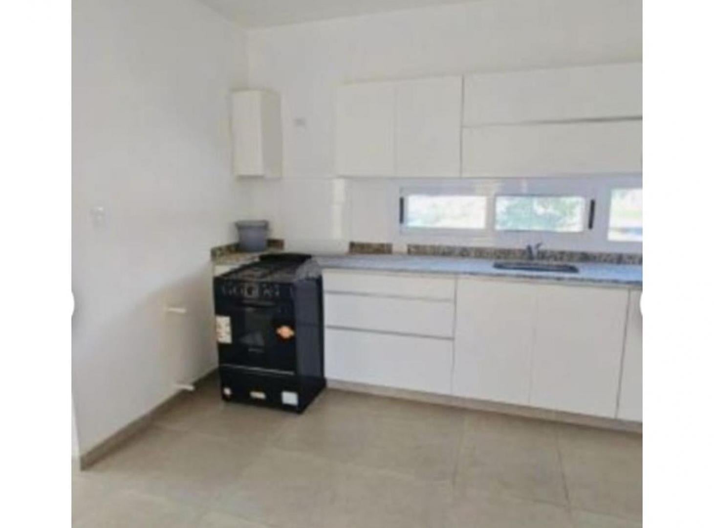 VENTA DUPLEX 3 DORMITORIOS B CORTADERAS III