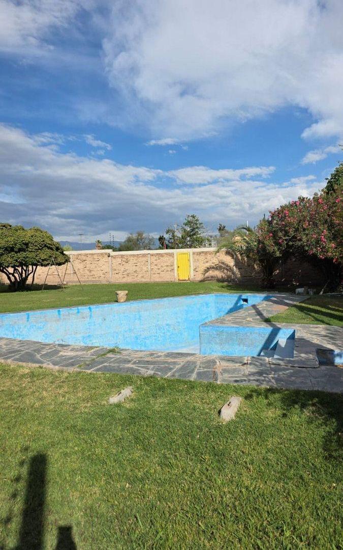 Foto de EXCELENTE CASA EN VENTA CARRIL GODOY CRUZ, imagen 1