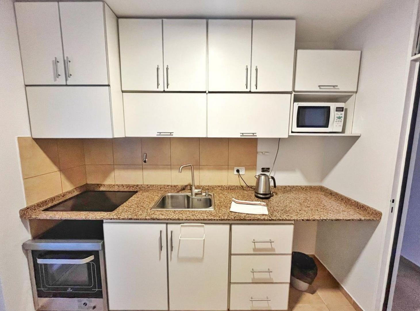 Foto de VENTA DEPARTAMENTO PB COMPLEJO CERRADO 2 DORM., imagen 2