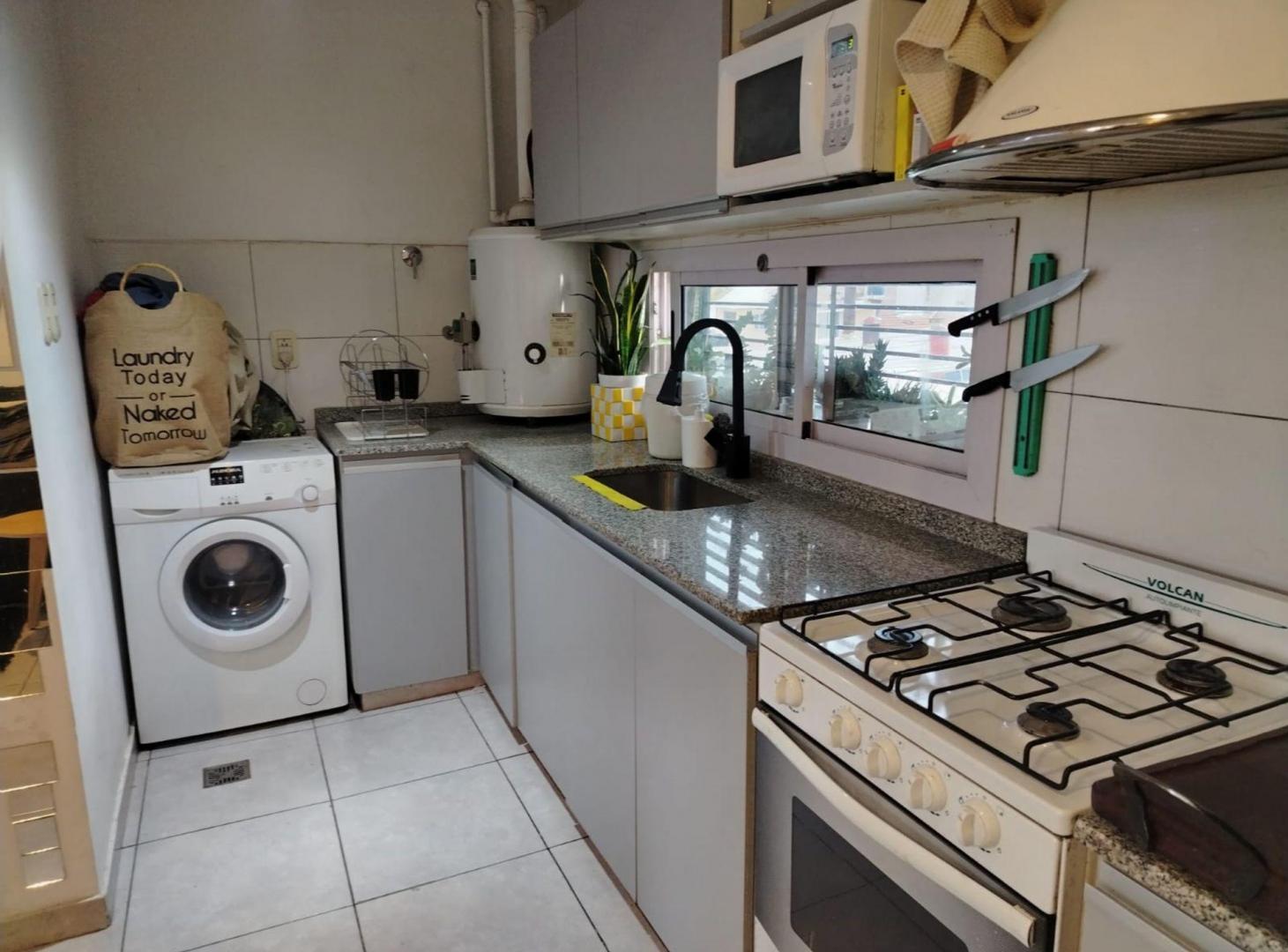 Foto de VENTA DEPARTAMENTO 1 HABITACION COCHERA GODOY CRUZ, imagen 5