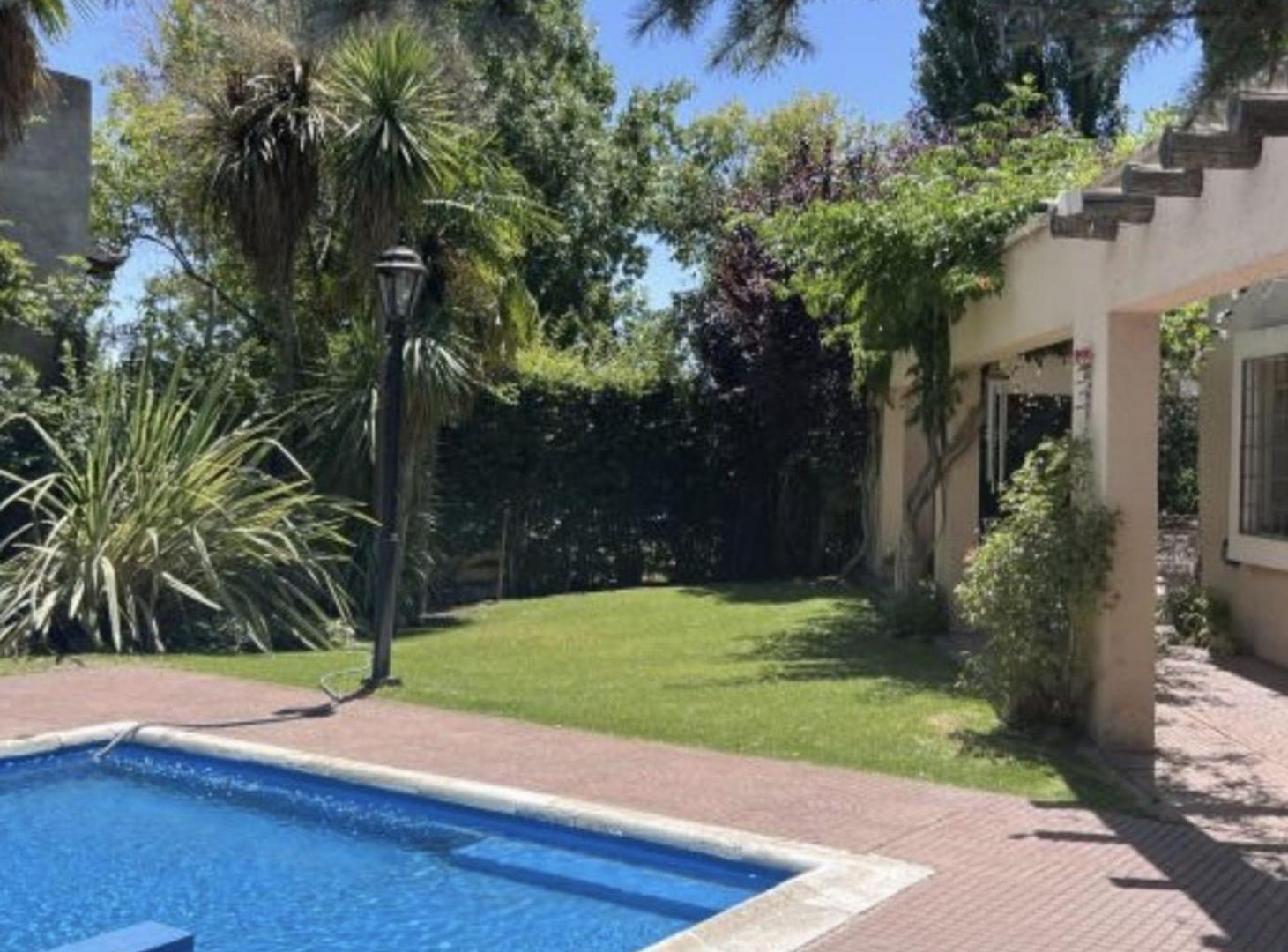 Foto de CASA EN VENTA GUARDIA VIEJA VISTALBA, imagen 1