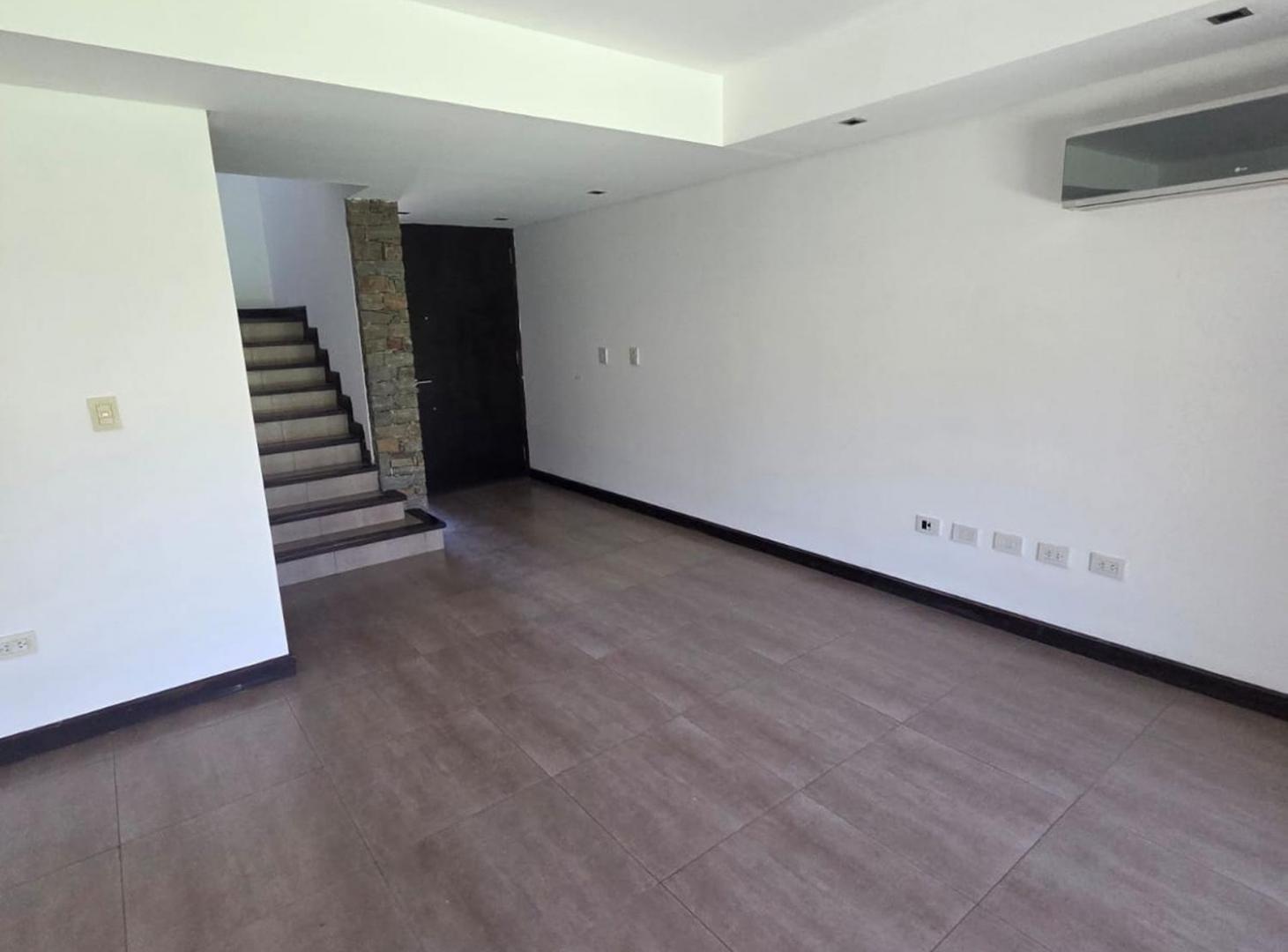 Foto de VENTA DUPLEX APTO CTO HIPOTECARIO LUJAN DE CUYO, imagen 1