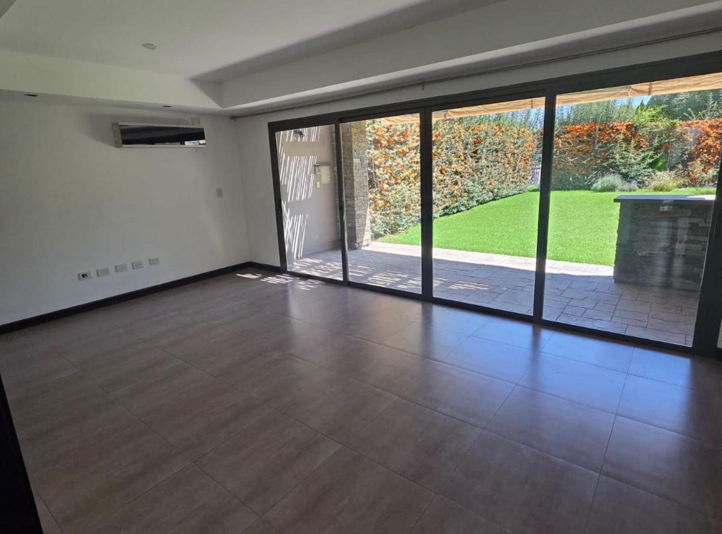 Foto de VENTA DUPLEX APTO CTO HIPOTECARIO LUJAN DE CUYO, imagen 2
