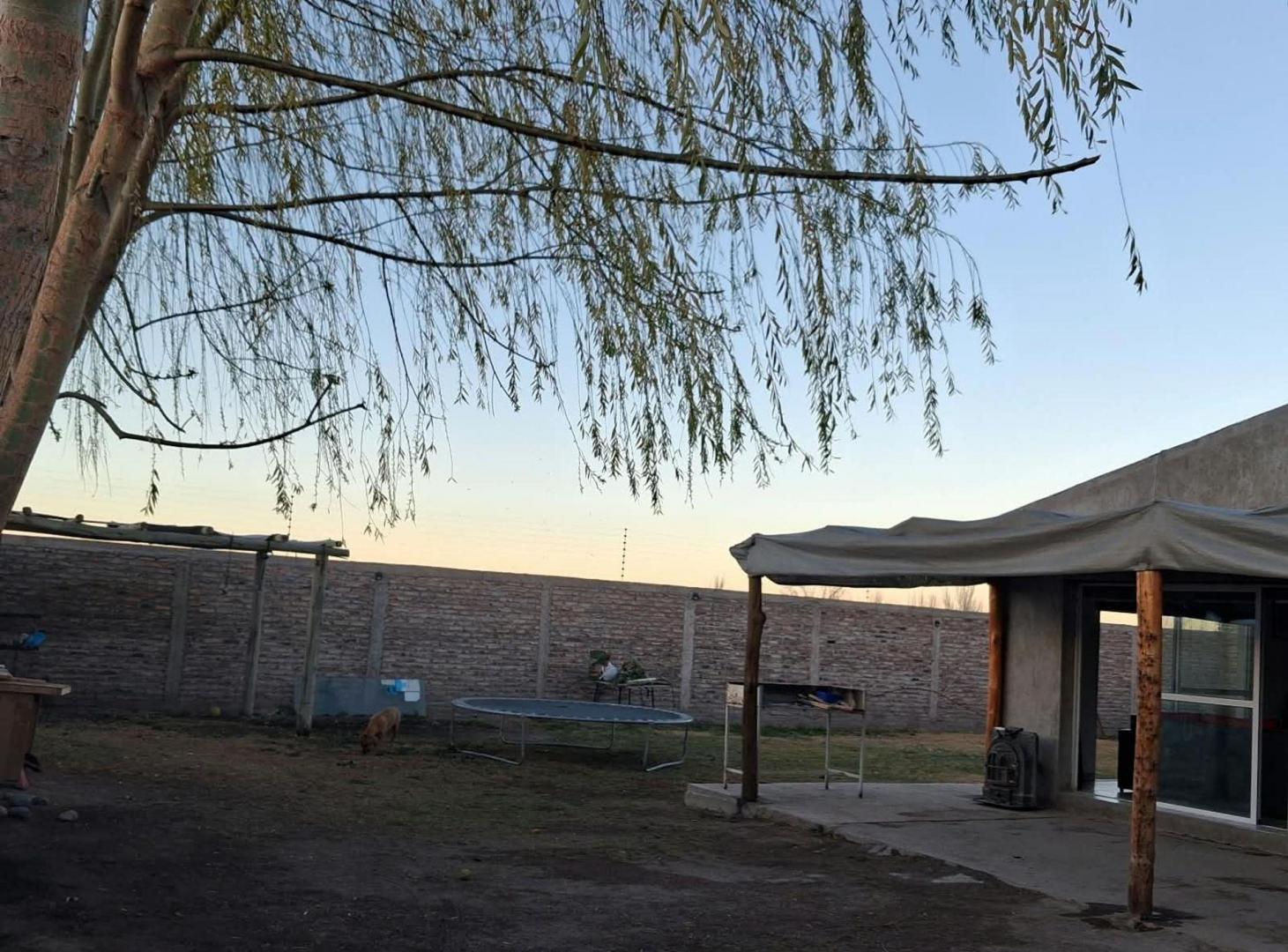 Foto de VENTA CASA 3 dorm. 600mt. Guaymallén, imagen 2
