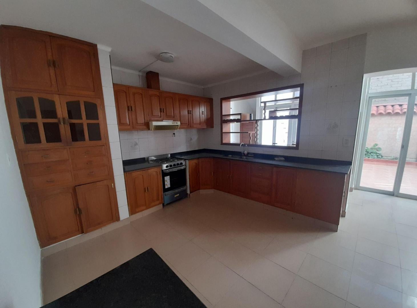 Foto de VENTA CASA 3 DORMITORIO B° BOMBAL SUR GODOY CRUZ, imagen 2