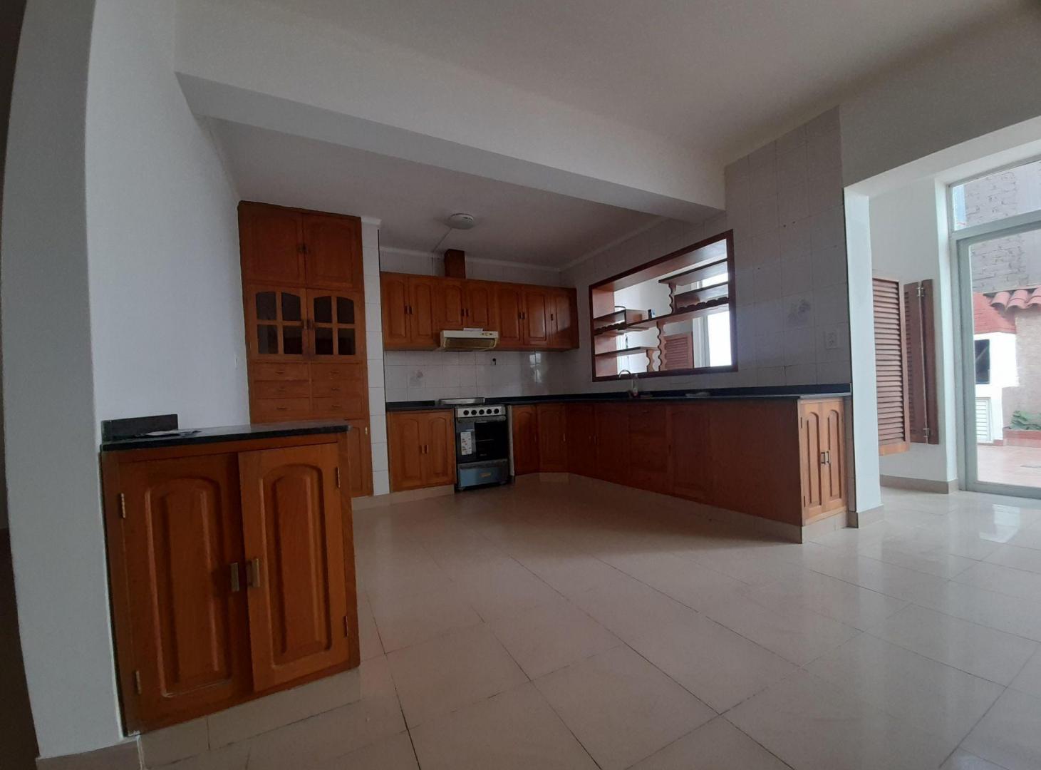 Foto de VENTA CASA 3 DORMITORIO B° BOMBAL SUR GODOY CRUZ, imagen 1