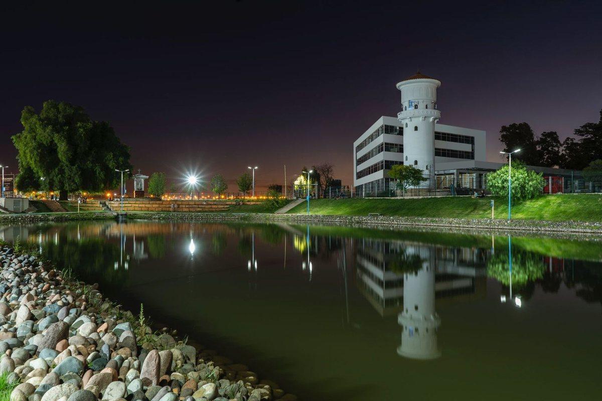 Foto de VENTA OFICINA CENTRO EMEPRESARIAL TORREON MAIPU, imagen 1