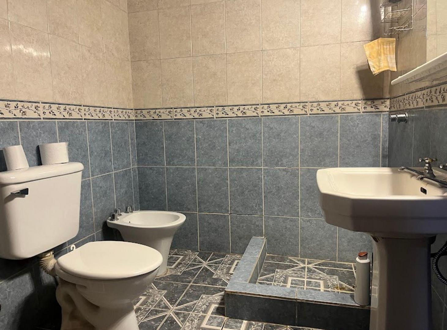 Foto de VENTA CASA 3 DORM. 2 BAÑOS Y GALPON EN GODOY CRUZ, imagen 5