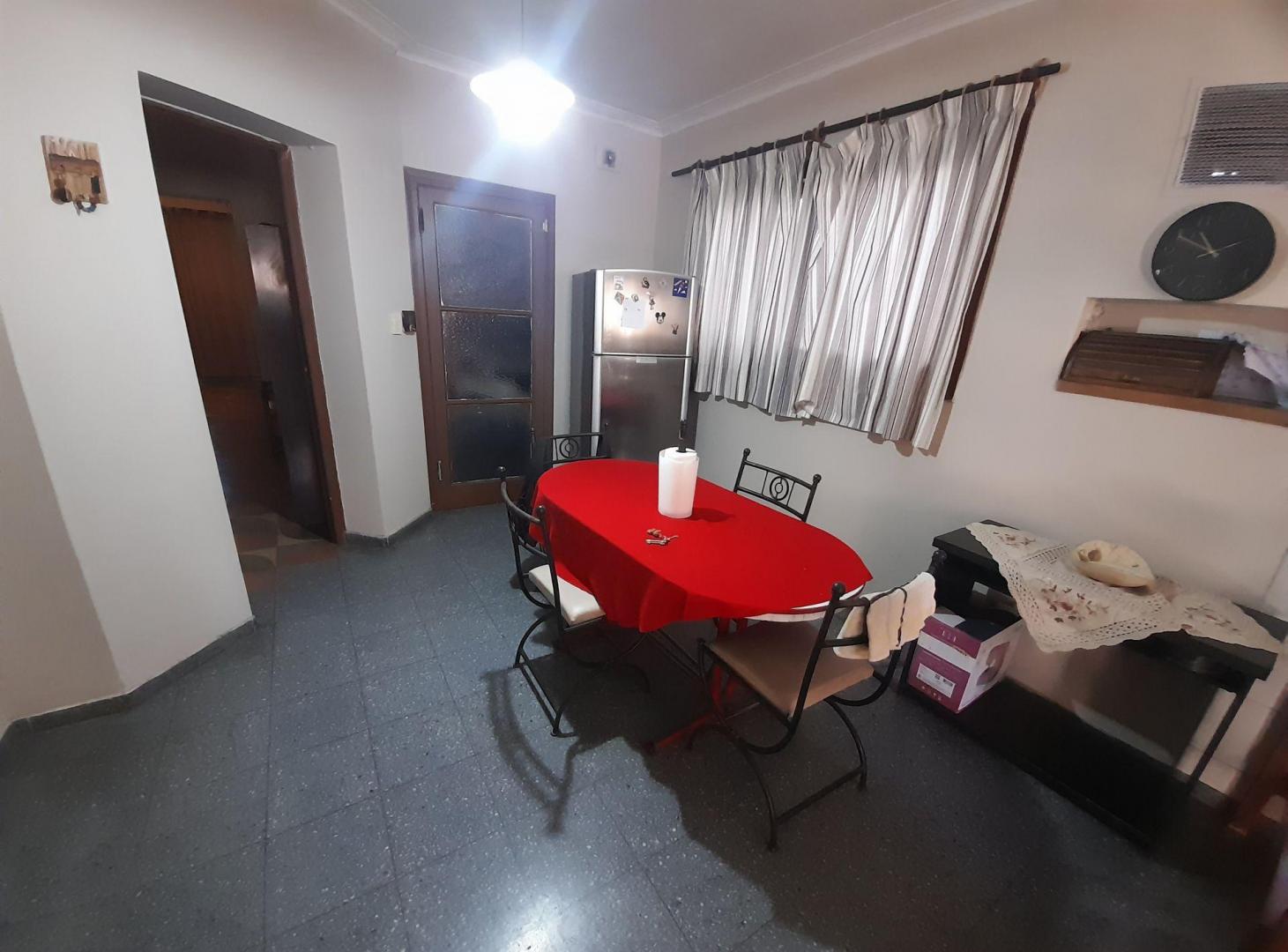 Foto de VENTA DE CASA + DEPARTAMENTO DORREGO GUAYMALLEN, imagen 5