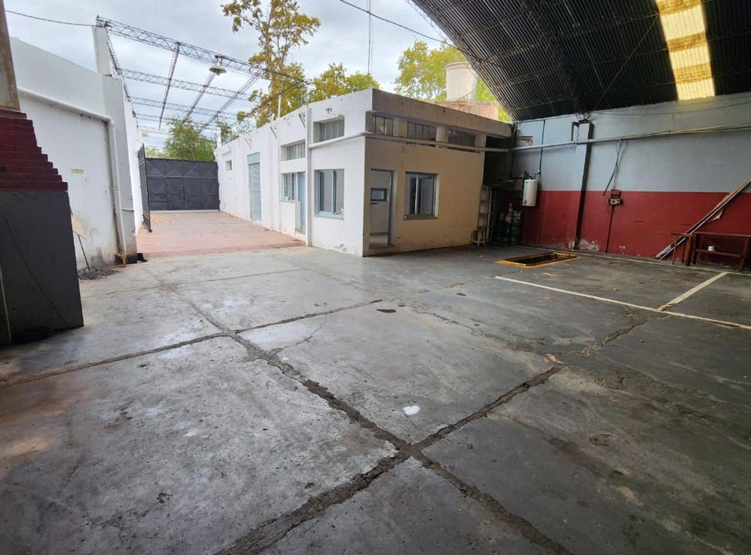 Foto de ALQUILER GALPON CON SALON DE VENTA GUAYMALLEN, imagen 1
