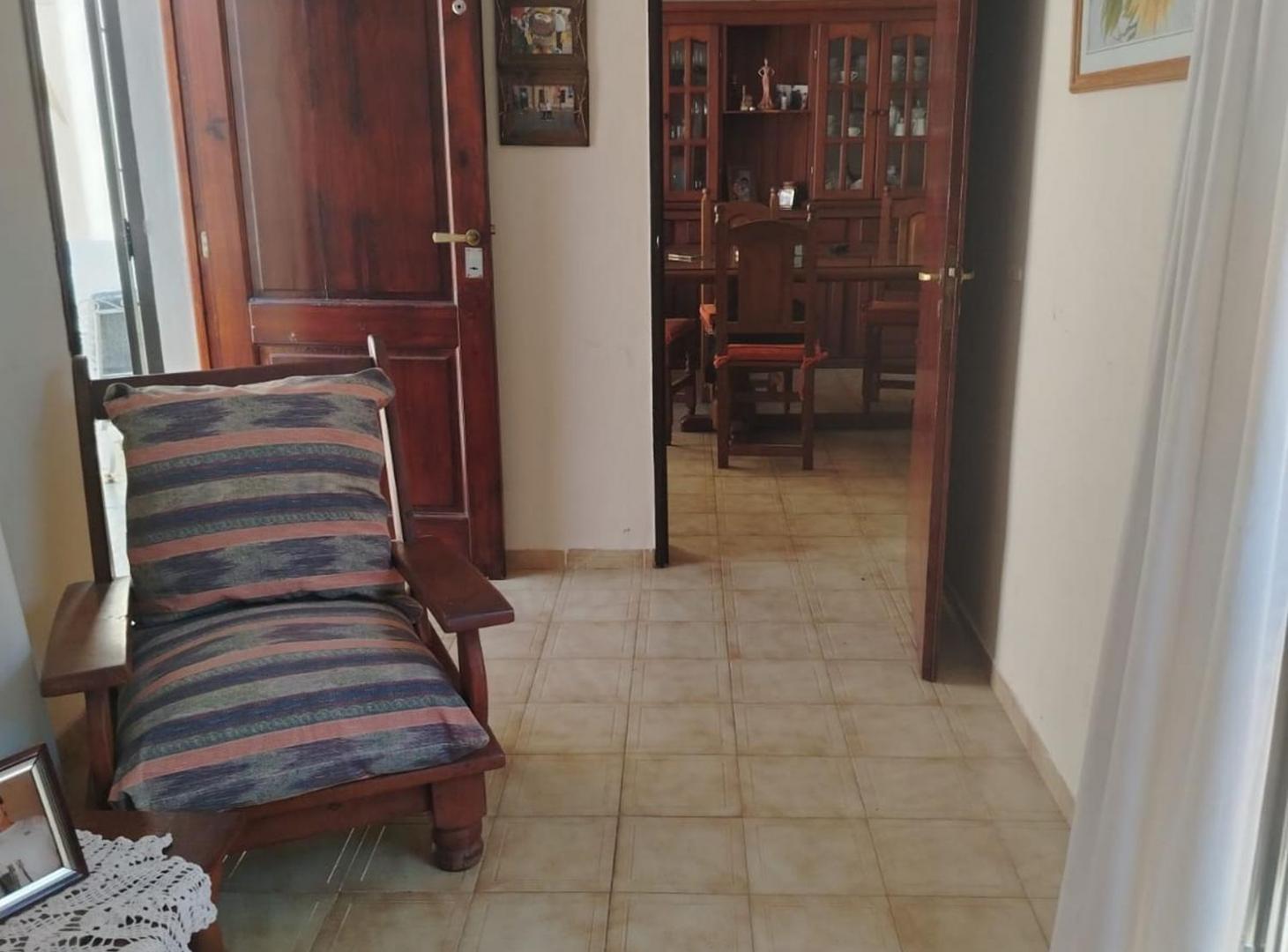 Foto de VENDO CASA 2 DORMITORIOS CALLE LAPRIDA G CRUZ, imagen 5