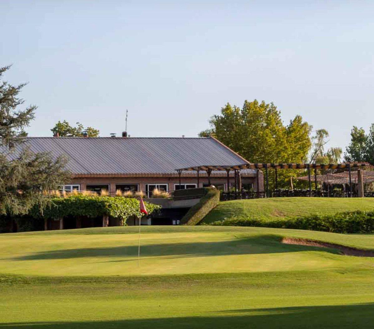 Foto de Terreno 471 metros Club de Campo., imagen 2