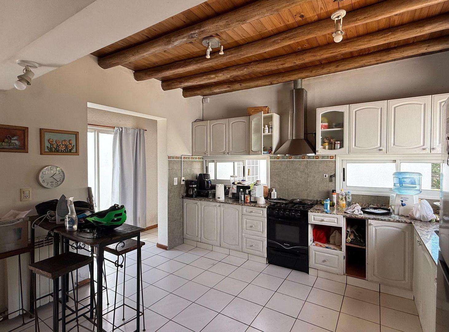 Foto de VENTA CASA 4 DORMITORIOS VISTALBA, imagen 5