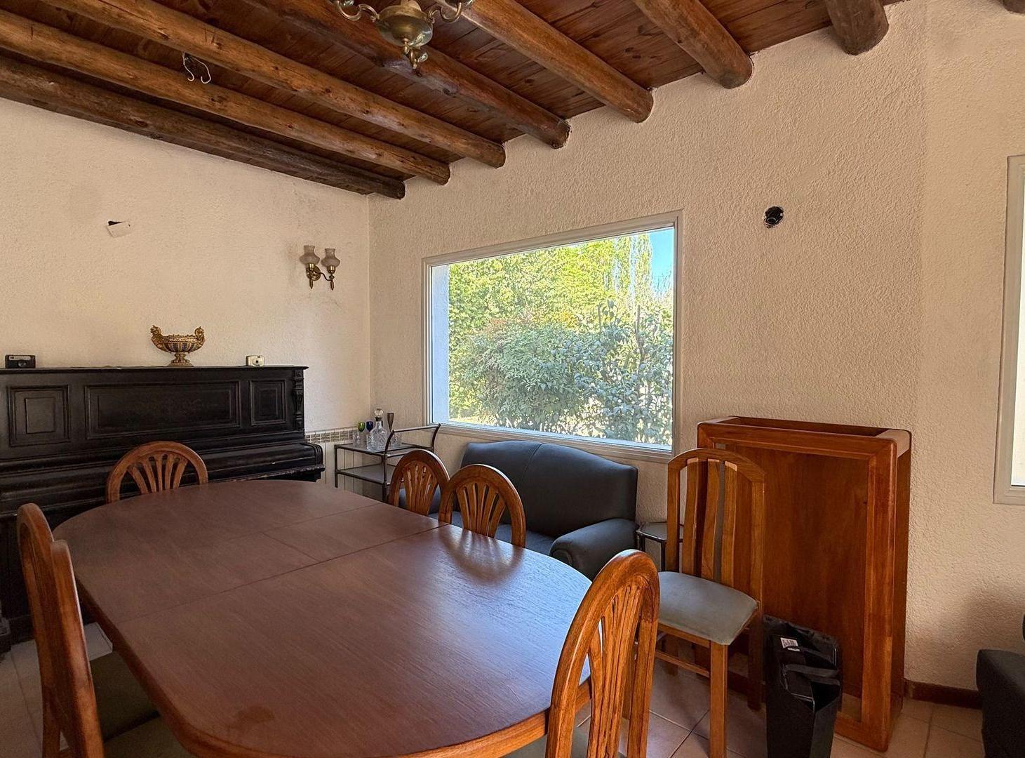 Foto de VENTA CASA 4 DORMITORIOS VISTALBA, imagen 4