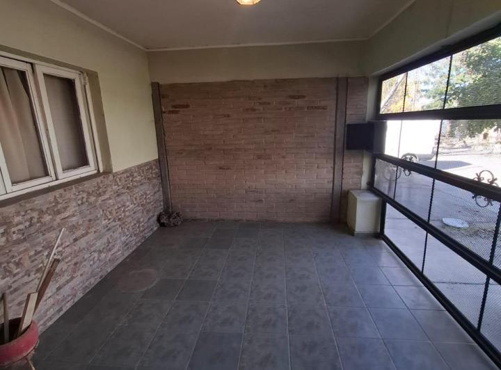 CASA DE 2 DORMITORIOS A METROS DE AVENIDA ZAPATA EN SAN RAFAEL MENDOZA					 4