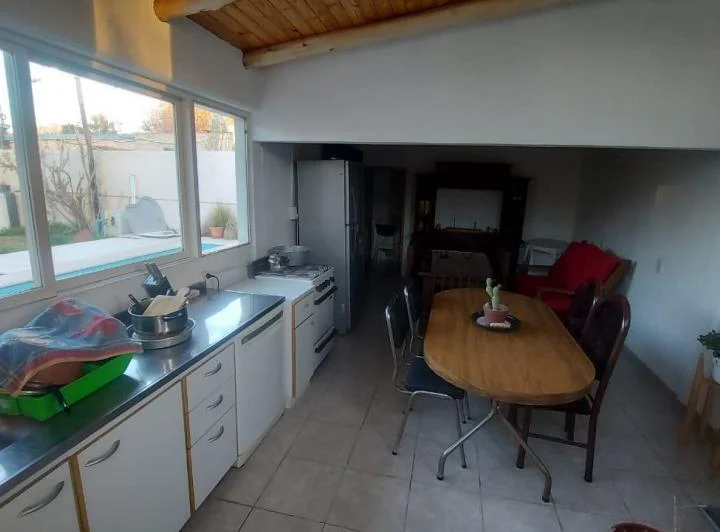 CASA DE 3 DORM. A LA VENTA A 20 MIN. DE SAN RAFAEL MENDOZA					 5