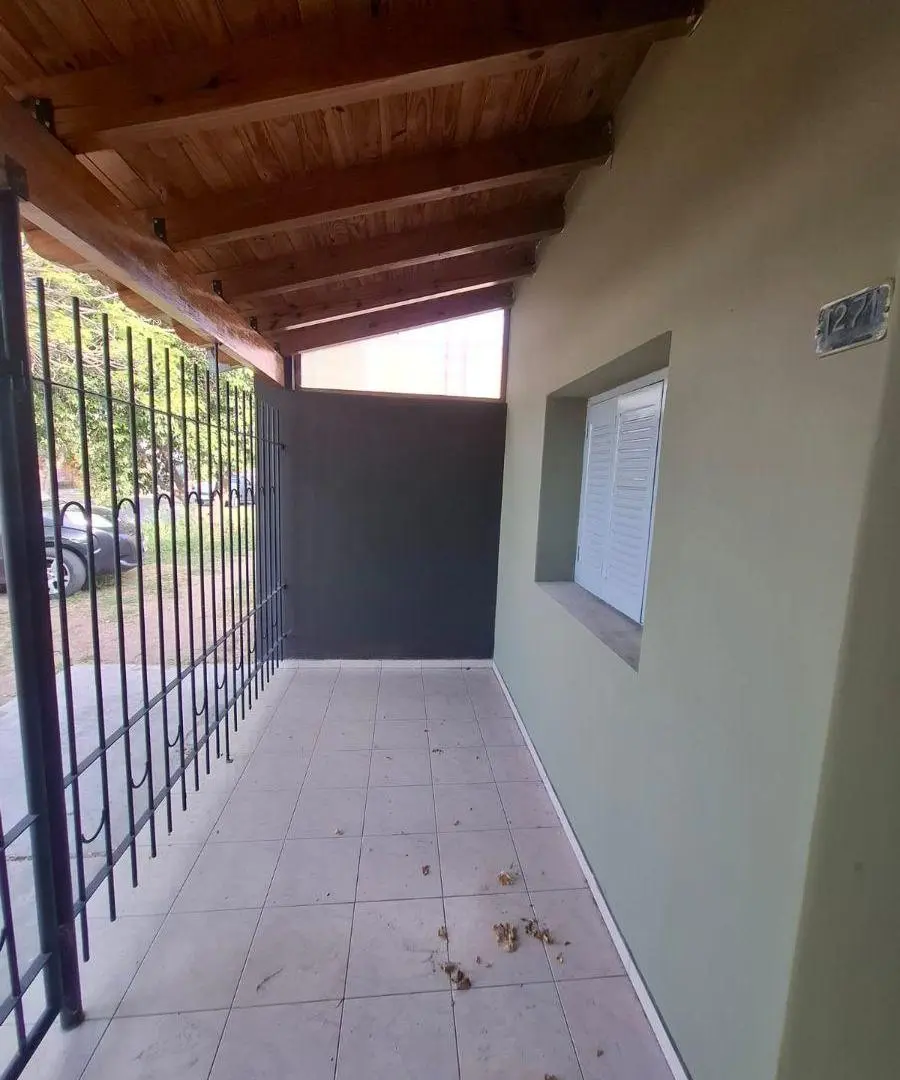 CASA A 4 CUADRAS DEL PARQUE HIPÓLITO YRIGOYEN EN SAN RAFAEL MENDOZA 2