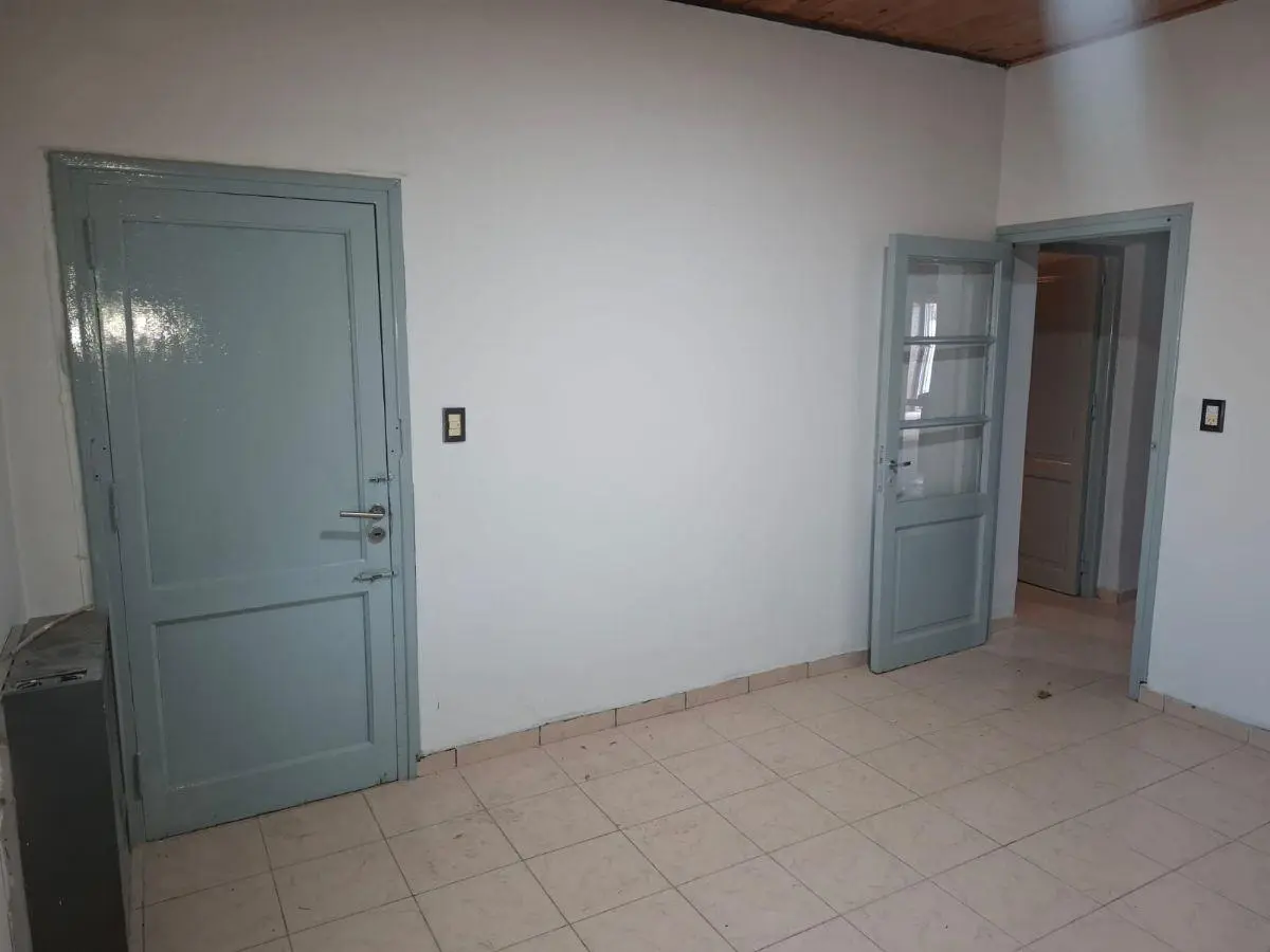 CASA A 4 CUADRAS DEL PARQUE HIPÓLITO YRIGOYEN EN SAN RAFAEL MENDOZA 5