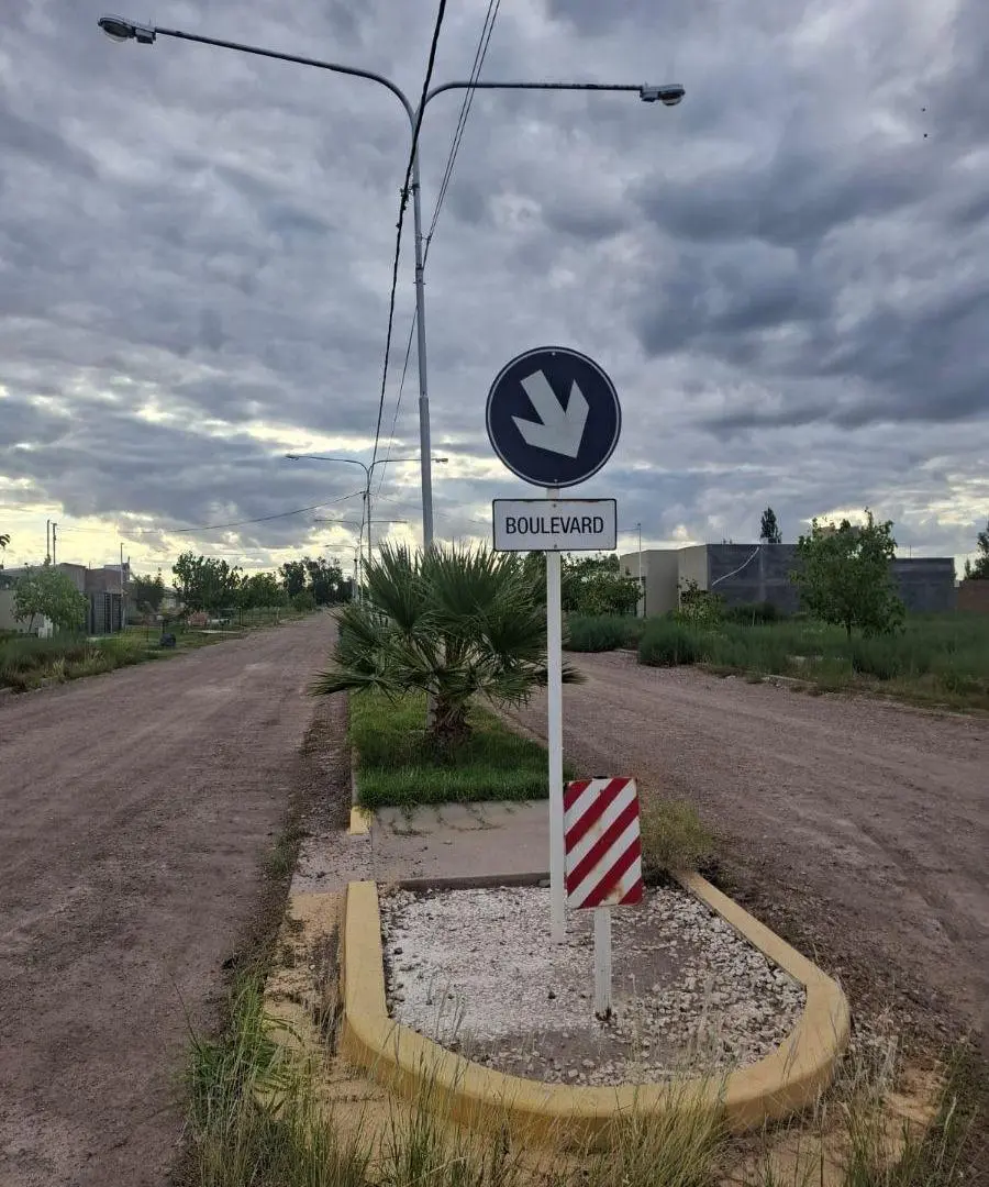 LOTE DE 435 m² - A SOLO 7 MINUTOS DEL CENTRO DE SAN RAFAEL MENDOZA 1