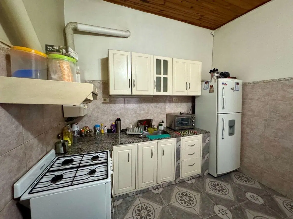 Vendo Casa con amplio terreno, Barrio Belgrano, Rosario 3