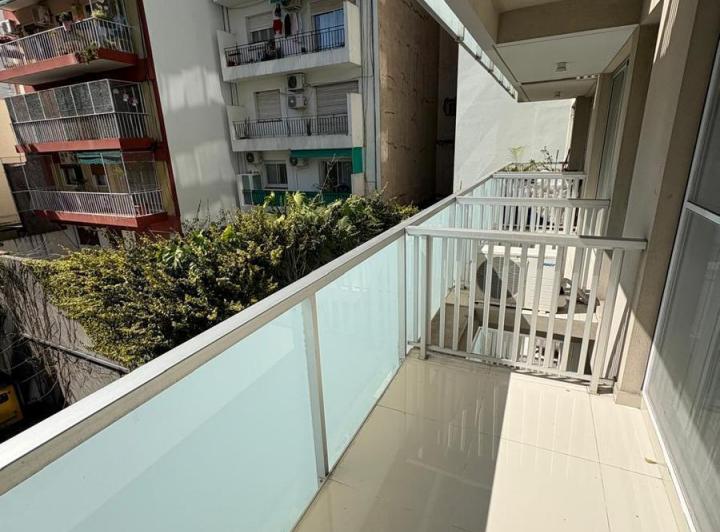 Departamento en alquiler. French y Sanchez de Bustamante. Dos ambientes con amenities y cochera 5