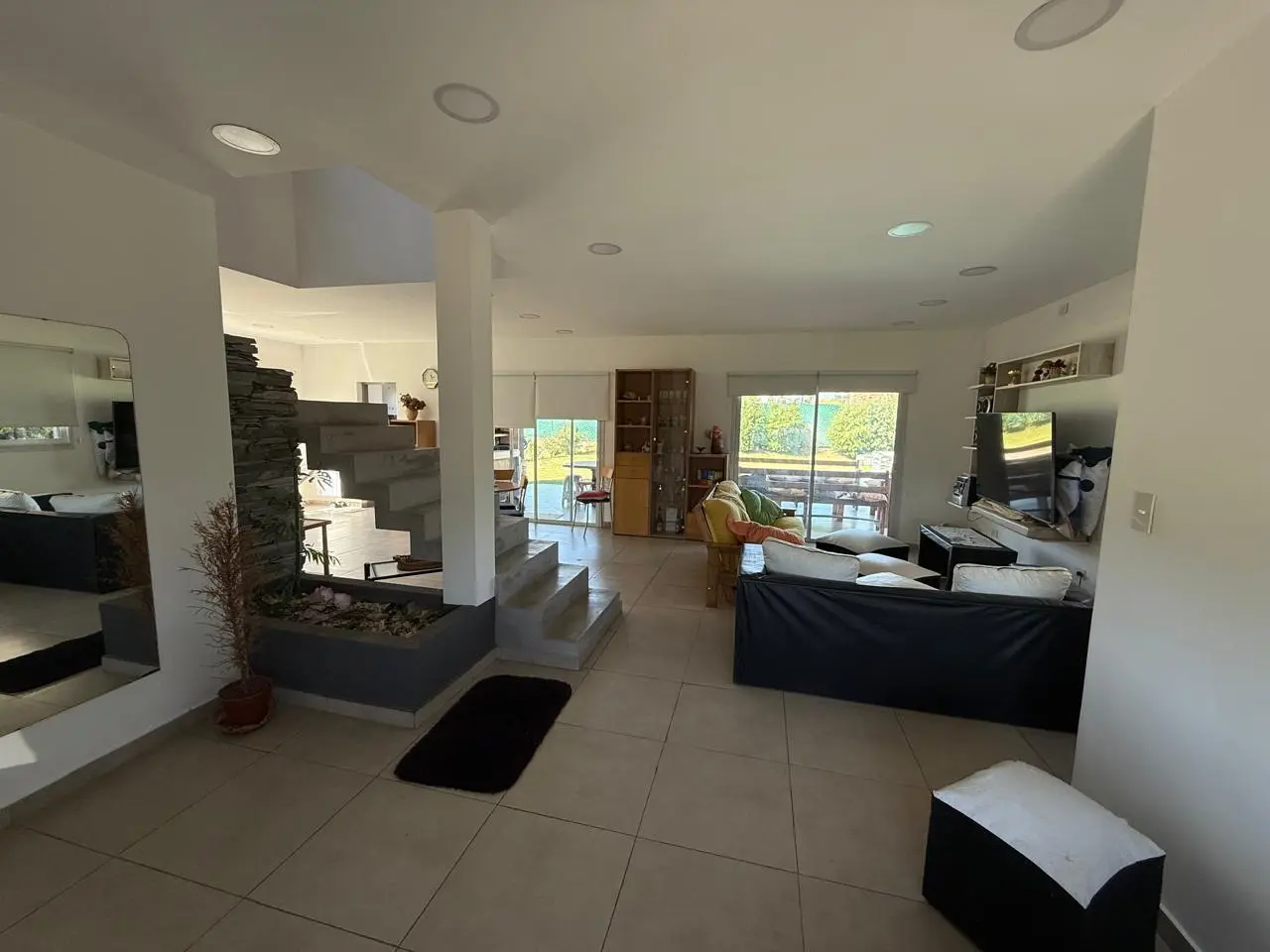 Casa en Venta 5 dormitorios Santa Emilia Pilar del Este 4