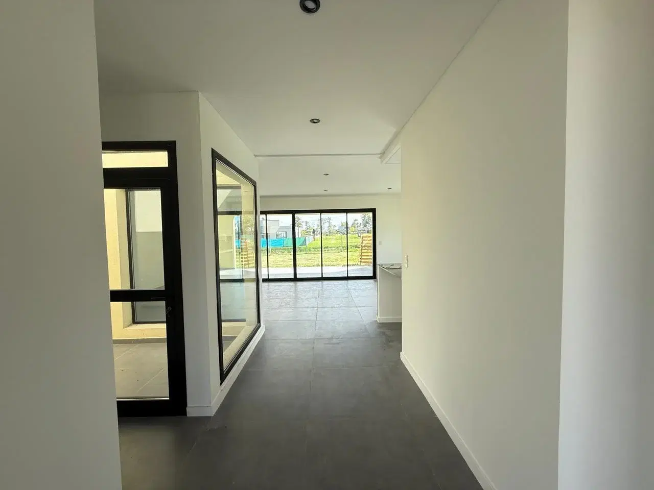 Casa en Venta 3 dormitorios Santa Sofia Pilar del Este 5