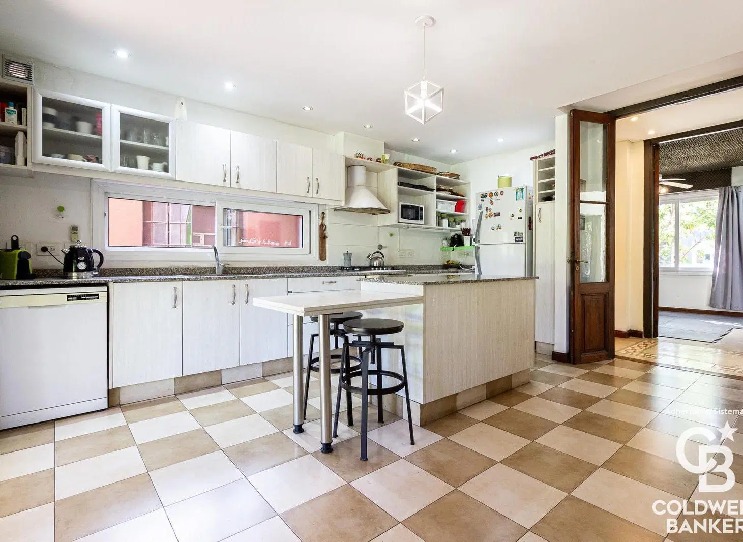 Casa en Venta 4 dormitorios + dependencia + estudio Barrio Septiembre Escobar APTO CREDITO 2