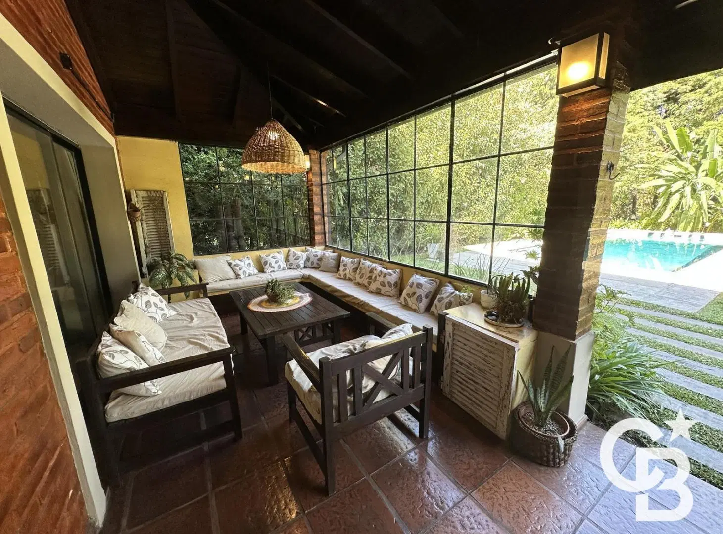 Casa en venta 8 ambientes c/ Pileta - Santa Silvina, Pilar 4