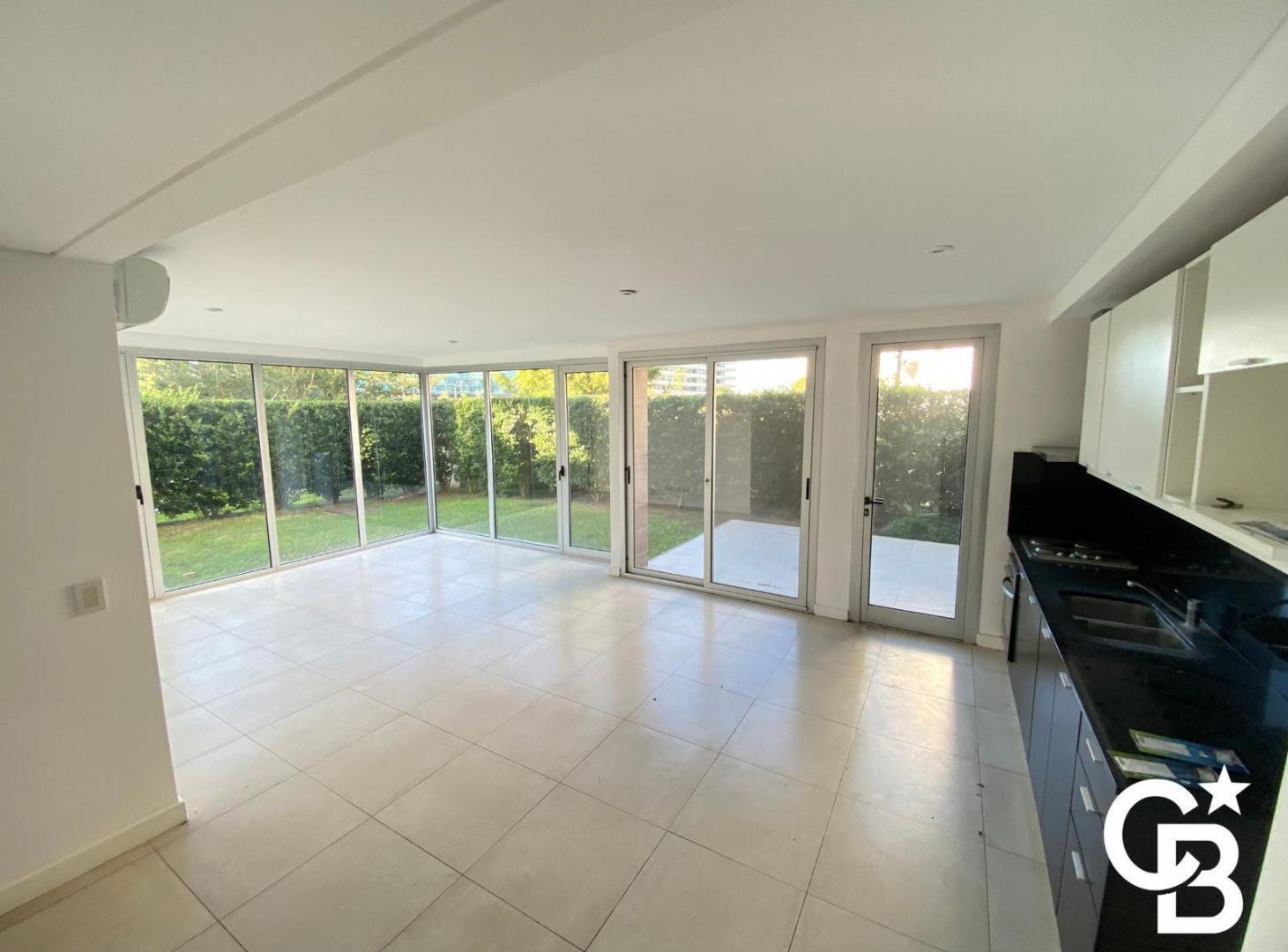 Venta Departamento 3 ambientes PB c/jardín y cochera - Vilahaus