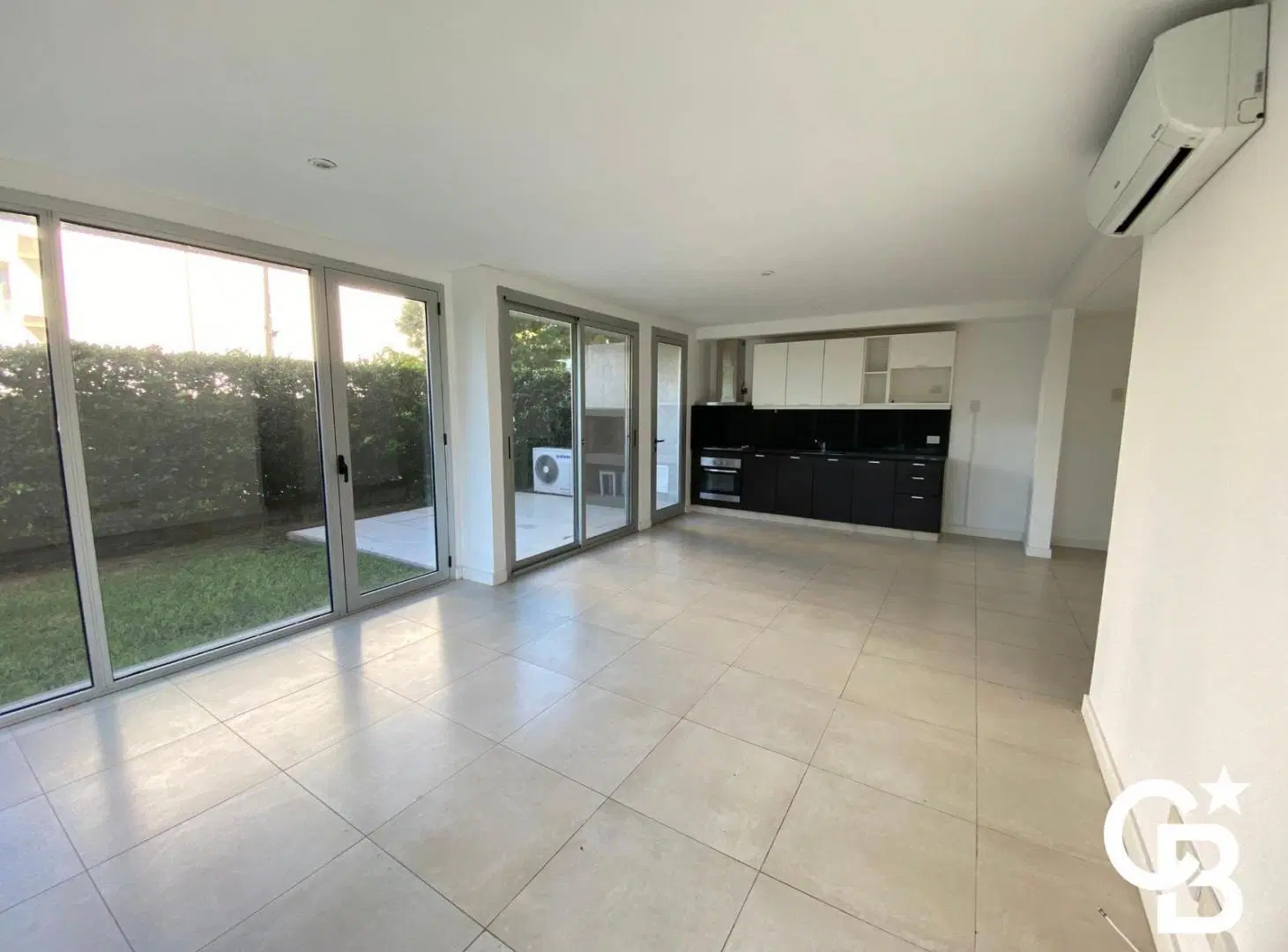 Venta Departamento 3 ambientes PB c/jardín y cochera - Vilahaus 4