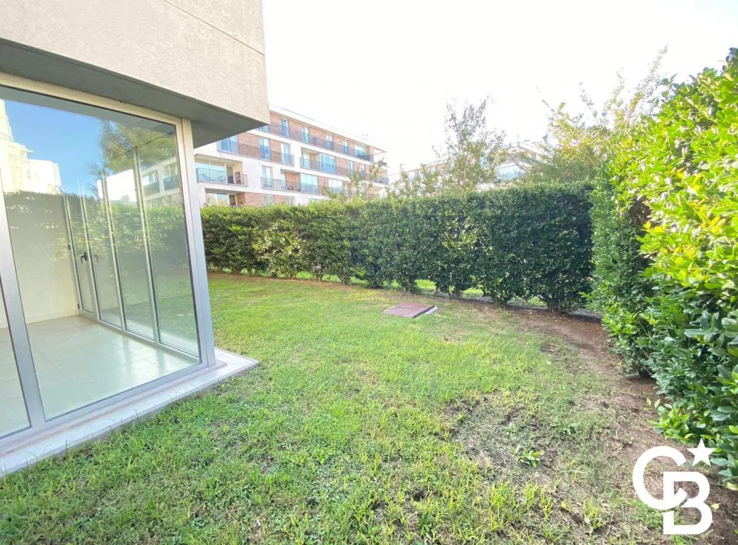Venta Departamento 3 ambientes PB c/jardín y cochera - Vilahaus 5