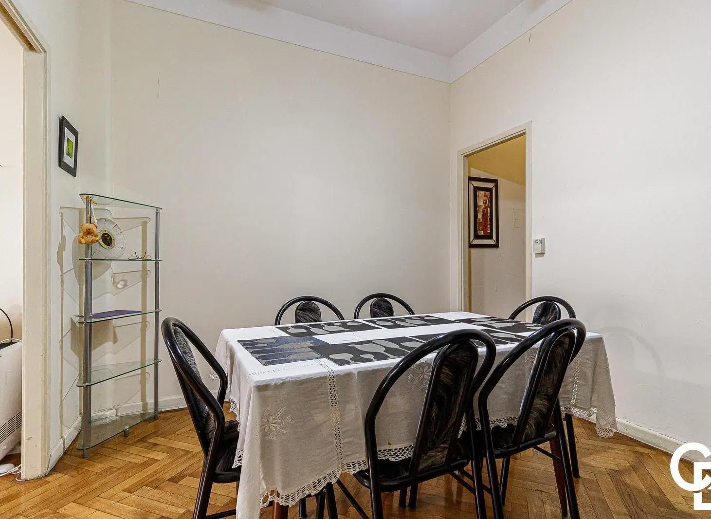 Venta 3 Amb. al Frente con Balcón y Patio Propio | Azcuénaga y Corrientes 5