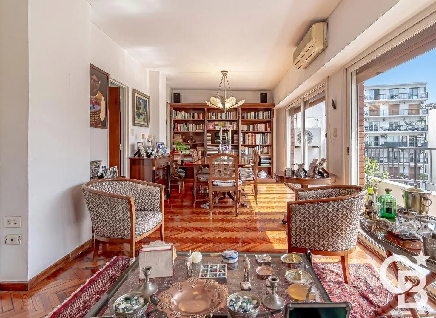 Venta 3 Dormitorios con Balcón Corrido y Cochera | Piso Alto | Palermo 3