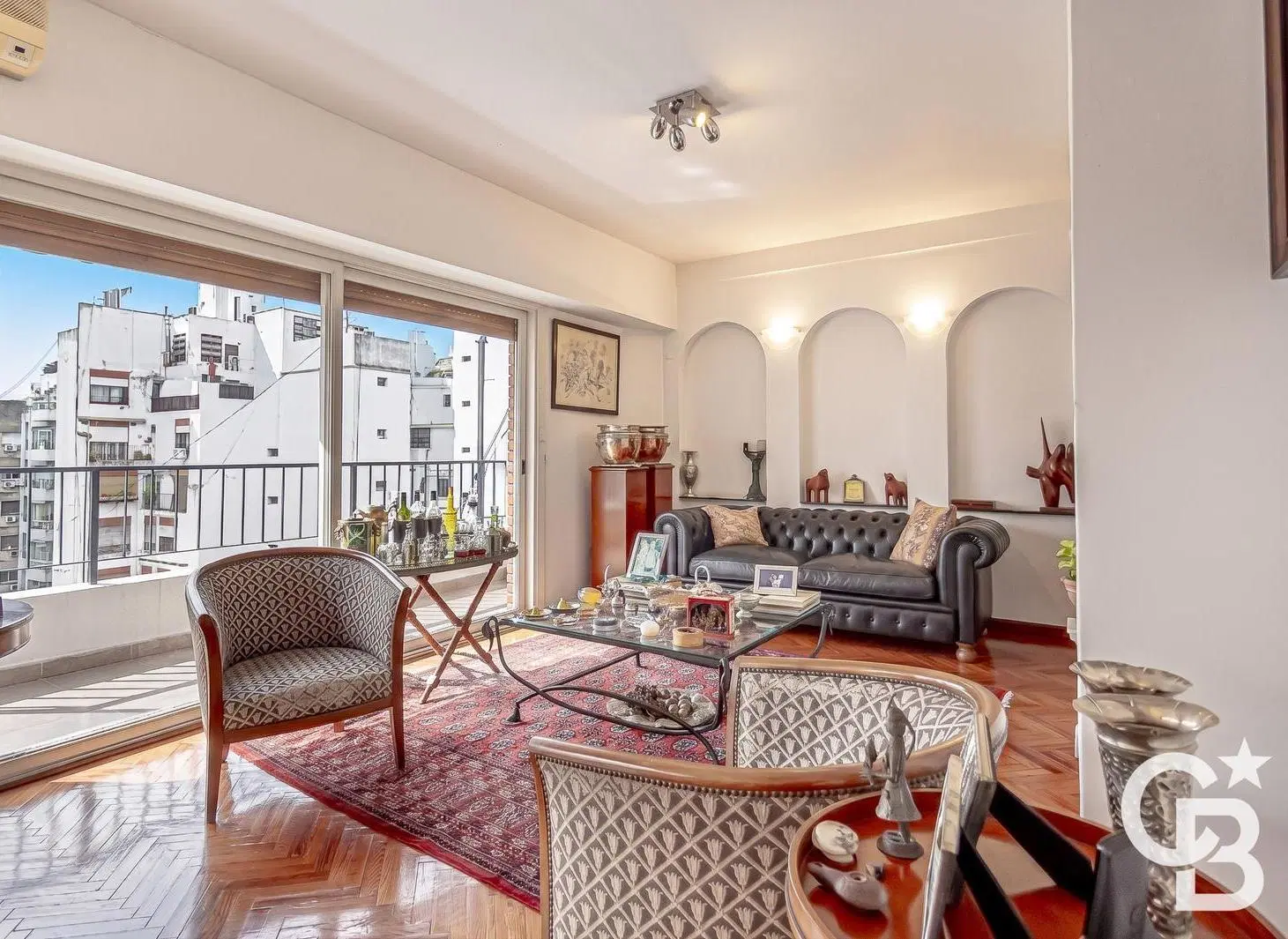 Venta 3 Dormitorios con Balcón Corrido y Cochera | Piso Alto | Palermo 2