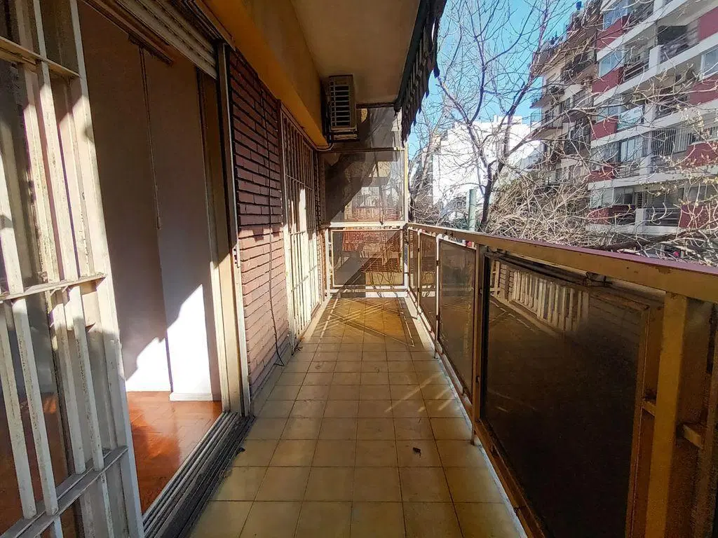 Departamento en Belgrano- 3 ambientes - Super luminoso- Balcon al frente 3