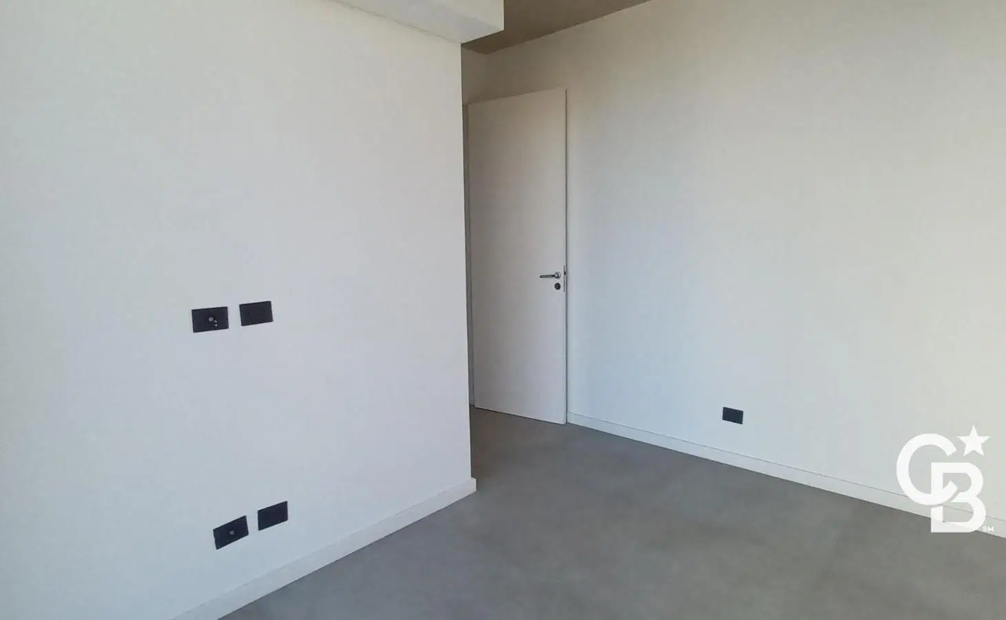 Casa en venta - 4 dormitorios  - Playroom y dependencia - La Calesa - Pilará 4