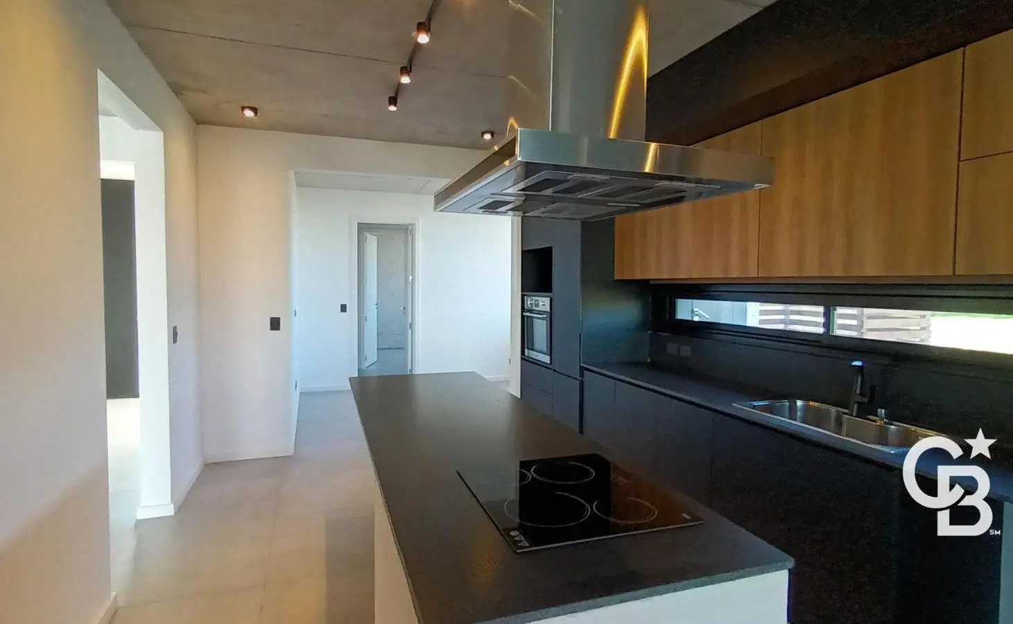 Casa en venta - 4 dormitorios   Playroom - La Calesa - Pilará 5