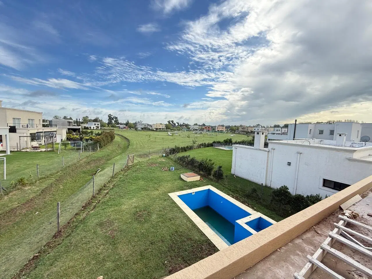Casa en Venta 4 dorm Barrio San Pablo Pilar 2