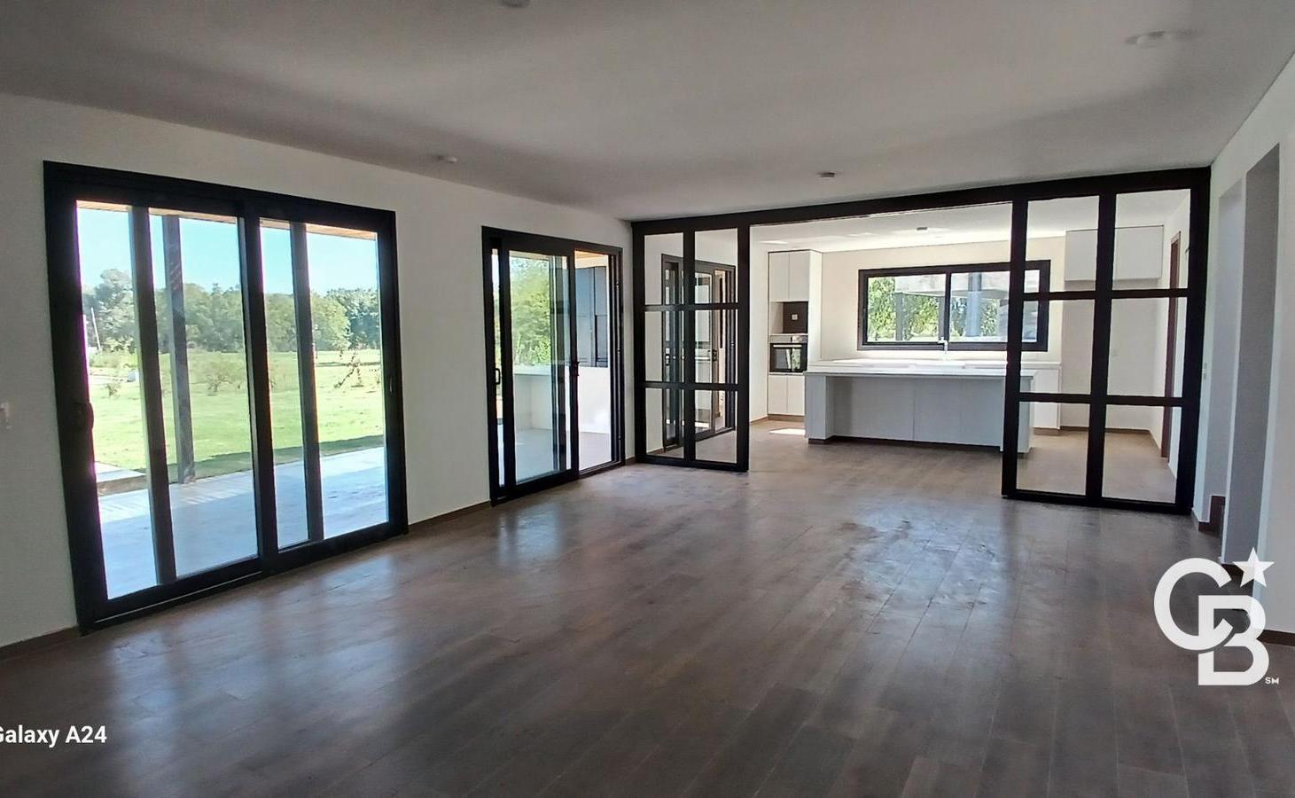Foto de Casa en Venta 3 Dormitorios en Suite con Pileta - Pilará Tilbury., imagen 1
