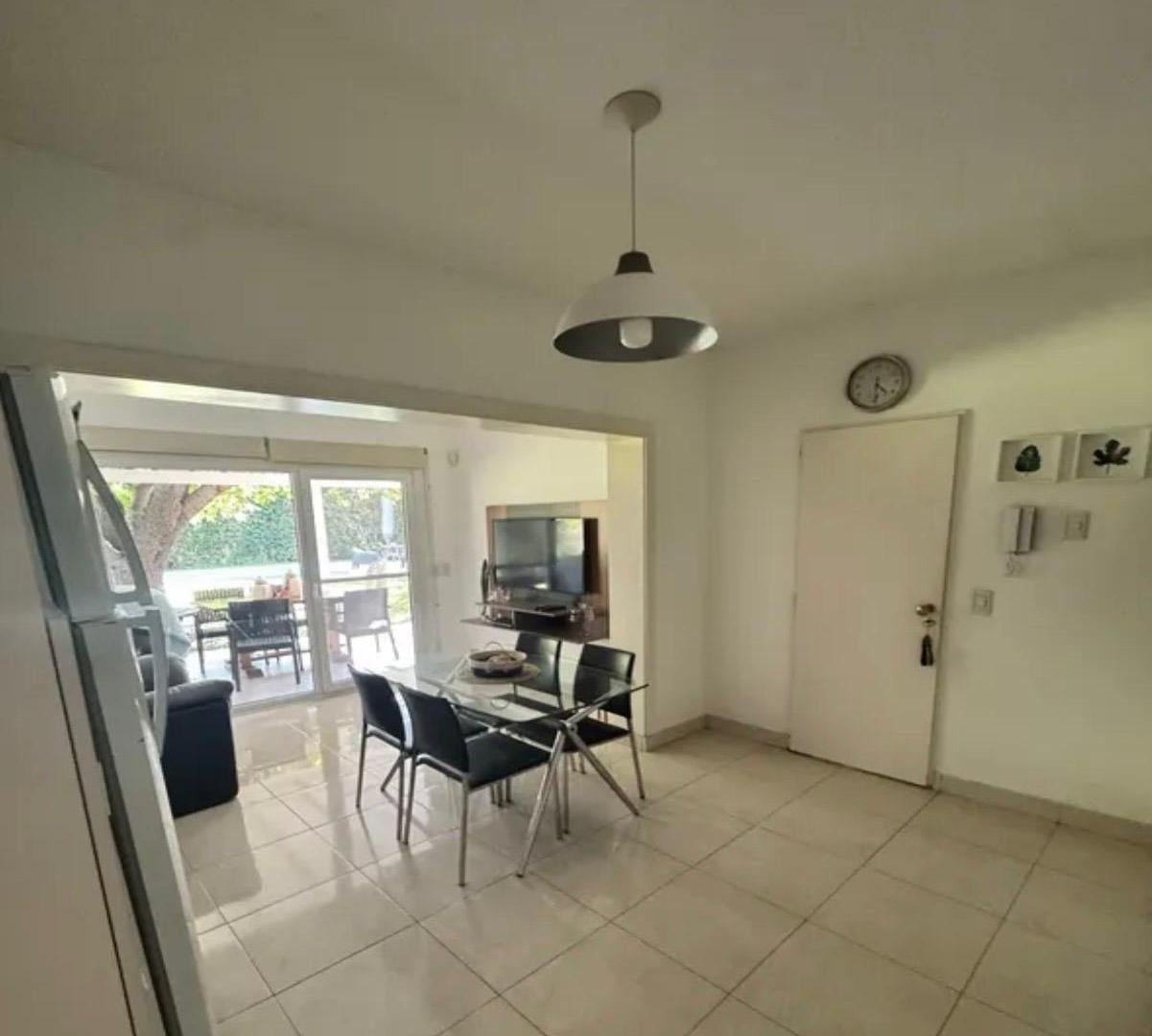Foto de Casa en venta de 5 dorm en Septiembre, Escobar APTO CREDITO, imagen 2