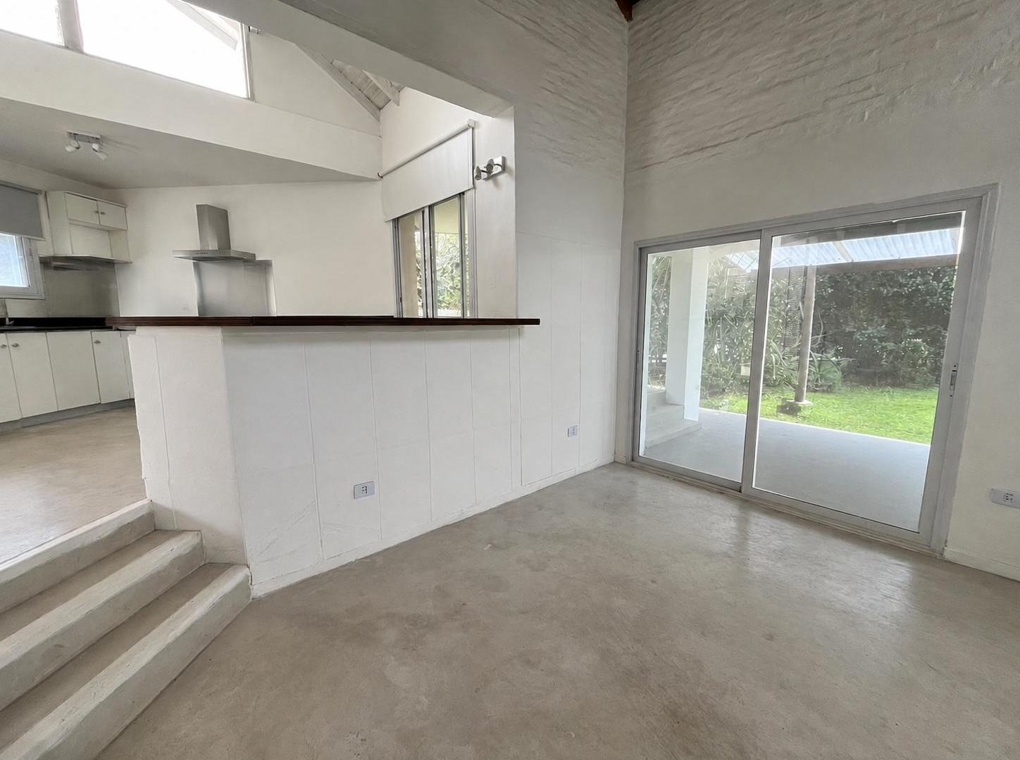 Foto de Casa en venta de 3 dorm con pileta en Campo Chico, imagen 4
