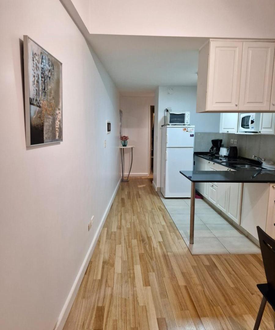 Foto de Alquiler Temporario. Un ambiente. Premier Arenales. Edificio con, imagen 4