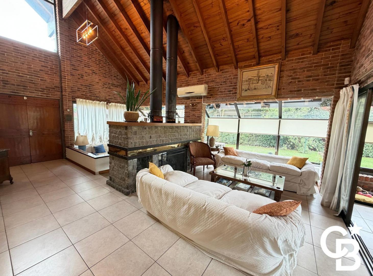 Foto de Casa sobre lote de 1.420 mts en venta - :Los Lagartos c.c., imagen 3